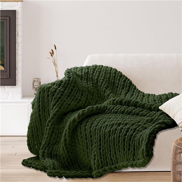 50" x 60" Green Chunky Knit Blanket; Handmade/Warm & Soft Chenille Throw Blanket - New