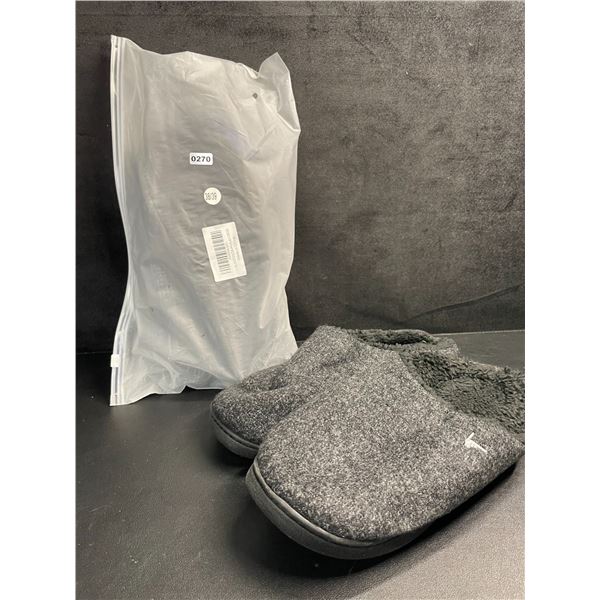 2 Pairs of Unisex Slippers with Non-Slip Grip Bottom (Size 6.5 Men/8.5 Women's) - New