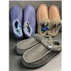 Image 1 : 3 Pairs of Assorted Men's Slippers with Grip Bottom - New (Assorted Sizes - See Photos)