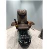 Image 3 : Gulfstream La Tulip Professional Pedicure Spa Chair with Shiatsulogic Massage & Jet