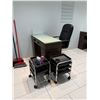 Image 2 : Professional Manicure Station Set - Glass Top Nail Desk, Rolling Technician Chair & 2 Storage Trolle