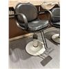 Image 2 : Professional Black Shampoo Chair with Airlift Gas Lift