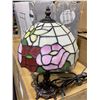 Image 2 : Tiffany-Style Stained Glass Table Lamp, H13"