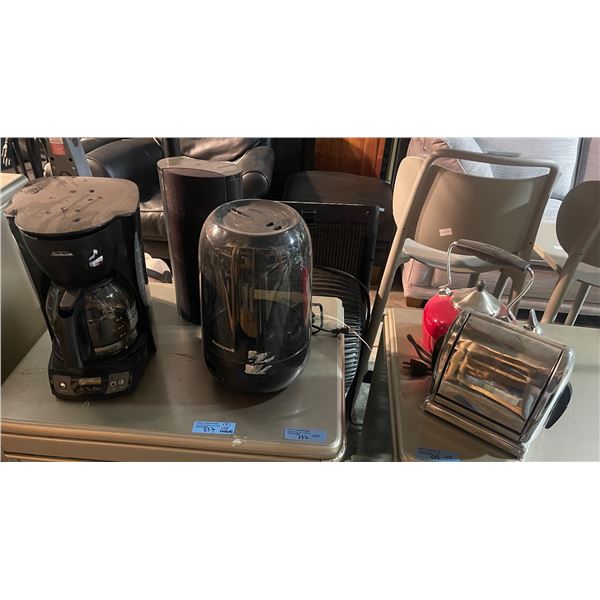 Kitchen Appliance Bundle: Coffee Maker, Toaster, Kettle, and More