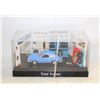 Image 1 : 1928 REO FIRE TRUCK SIGNATURE MODEL IN HARD CASE