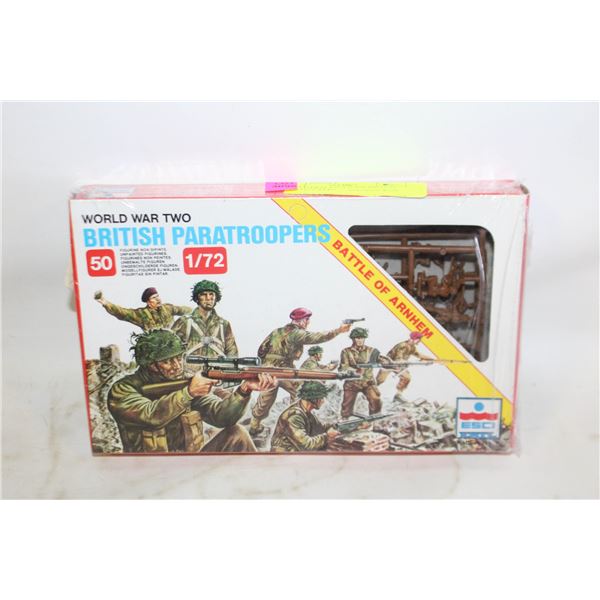 SEALED ERTL ESCI WWII BRITISH PARATROOPERS