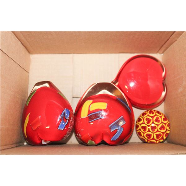 2 ART GLASS RED HEART PAPERWEIGHT VASE + PAPERWEIG