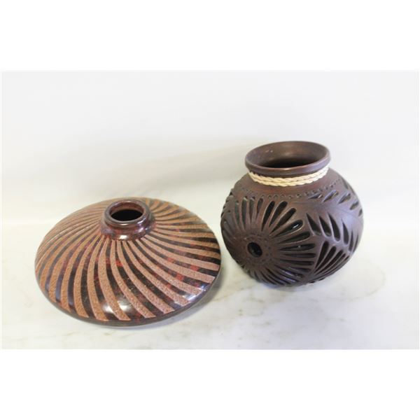 CARVED LENTIL SHAPED NICARAGUAN POTTERY VASE
