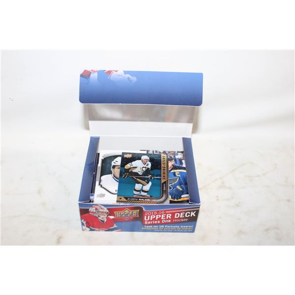 BOX 2015-16 UPPERDECK HOCKEY APPROX 200 CARDS