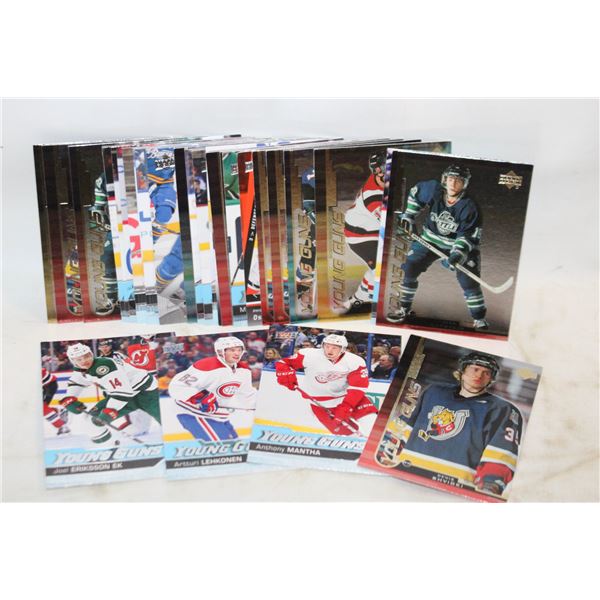 BAG OF YOUNG GUNS UPPERDECK APPROX 37 CARDS