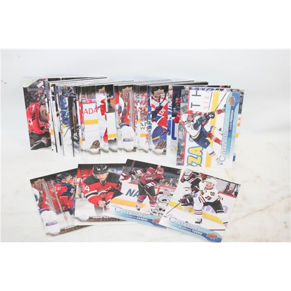BAG OF UPPERDECK CANVAS CARDS APPROX 50 CARDS