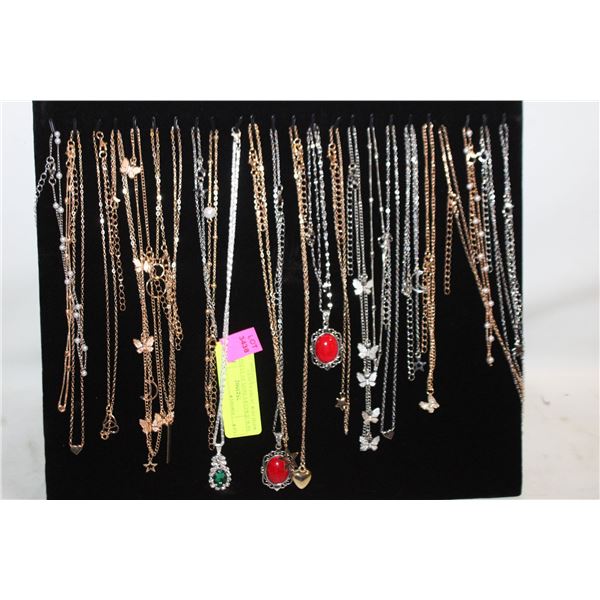 NEW JEWELRY DISPLAY STAND WITH NEW 24 NECKLACES