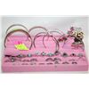 Image 1 : JEWELRY ORGANIZER TRAY WITH RINGS AND BANGLES