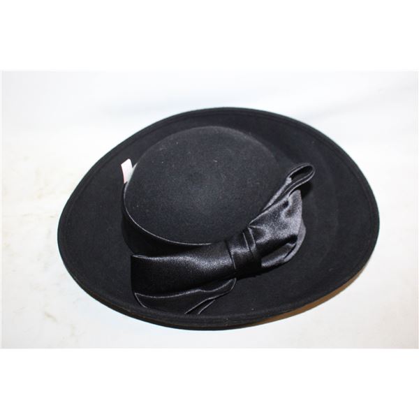 VINTAGE "ANDRE CANADIAN HAT, MONTREAL CANADA"