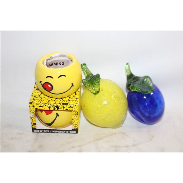 HAND BLOWN ART GLASS FRUIT LEMON +