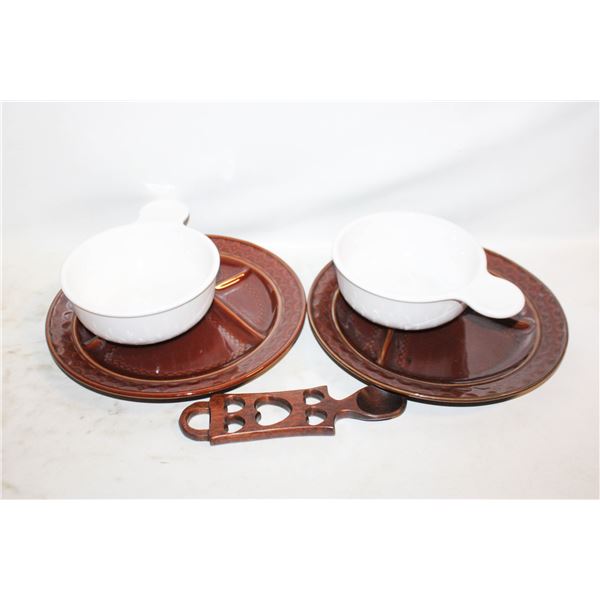 PAIR OF MATCHING CORNINGWARE MADE IN