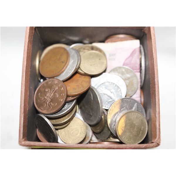 LOT OF FOREIGN CURRENCY COINS