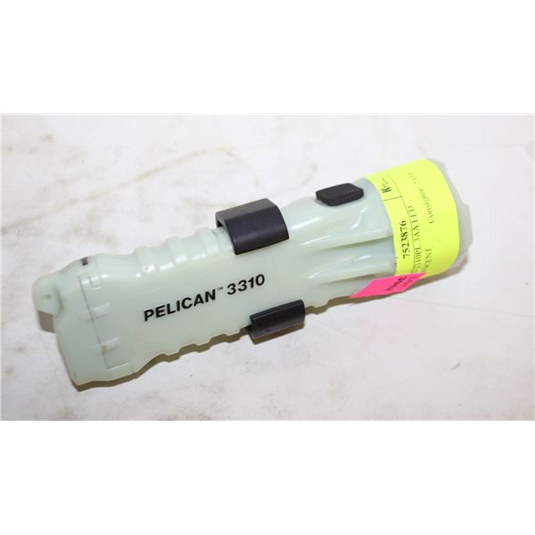 PELICAN 3310PL 3AA LED LUMINESCENT