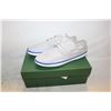Image 1 : NEW MEN'S LACOSTE MALAHINI DECK CANVAS, SZ 9