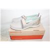 Image 1 : NEW MERRELL LADIES ENLIGHTEN AWAKE SIZE 10 FLAT