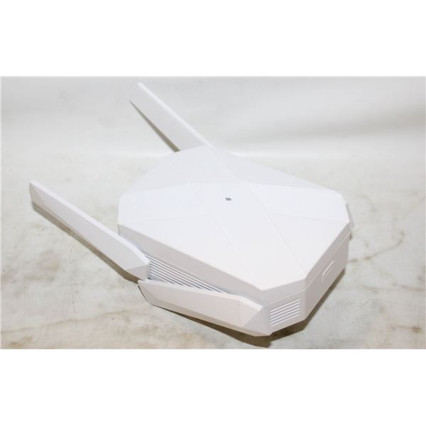 WIFI EXTENDER SIGNAL BOOSTER FOR HOME