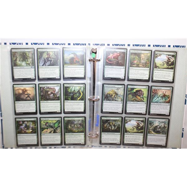 BINDER MAGIC THE GATHERING CARDS