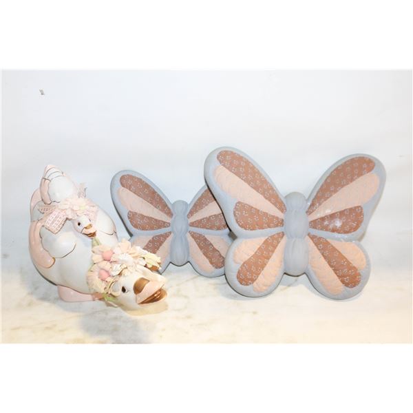 2PC CERAMIC BUTTERFLY DÉCOR WITH SWAN/GOOSE