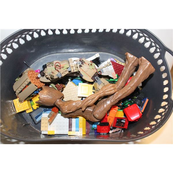LEGO GROOT PLUS OTHER GROOT ETC