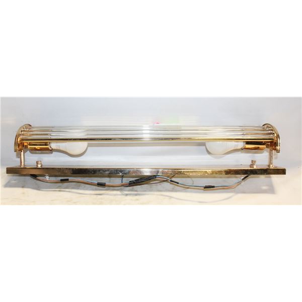 LIGHT FIXTURE GOLD TONE WITH CRYSTAL