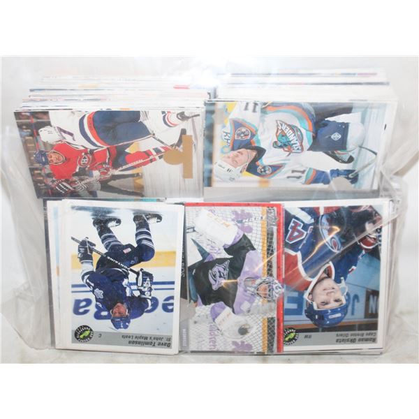 LOT OF 400 NHL CARDS