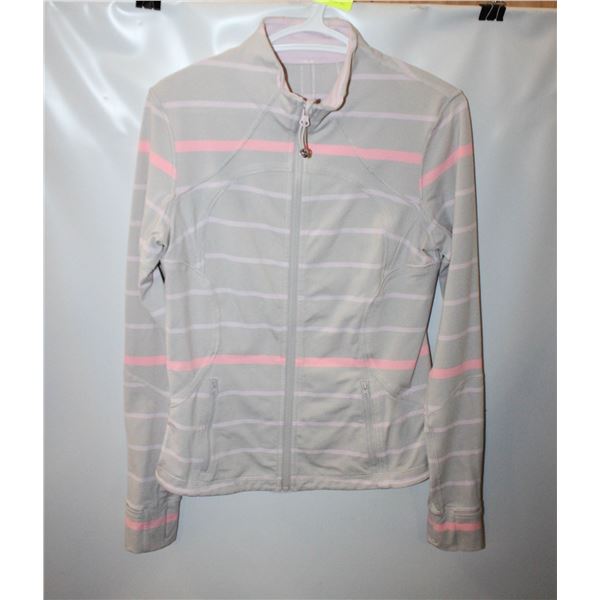 LADIES LULU LEMON LARGE ATHLETIC SPORT