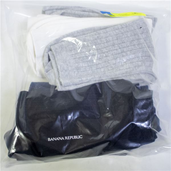NEW 8 PACK OF BANANA REPUBLIC MENS SOCKS SIZE MED
