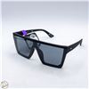 Image 1 : PAIR OF NEW FOSTER GRANT SUNGLASSES