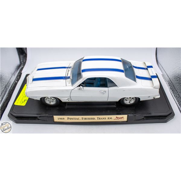 ROAD SIGNATURE 1969 PONTIAC TRANS AM DIECAST