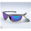 Image 1 : PAIR OF SUNGLASSES