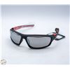 Image 1 : PAIR OF SUNGLASSES