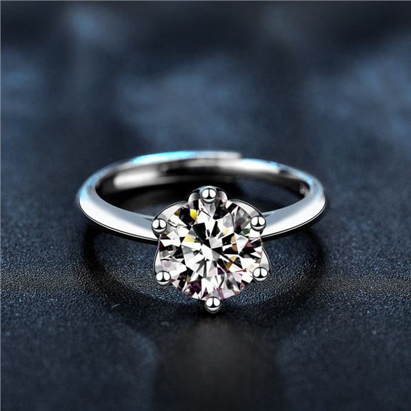 1 CT GRA CERTIFIED ROUND BRILLIANT MOISSANITE