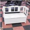 Image 1 : WHITE SOLID WOOD ENTRY STORAGE BENCH -