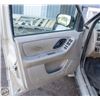 Image 10 : UNRESERVED! 2005 FORD ESCAPE AWD SUV