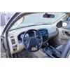 Image 8 : UNRESERVED! 2005 FORD ESCAPE AWD SUV