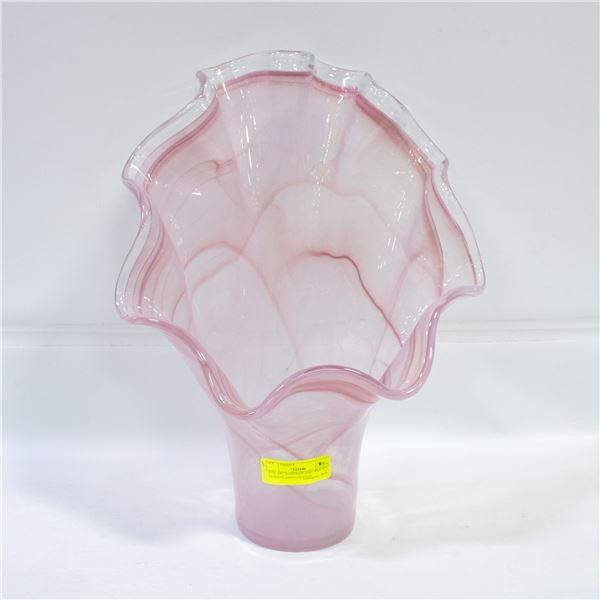 VTG. ART HANDKERCHIEF BLOWN GLASS GLADIOLUS VASE