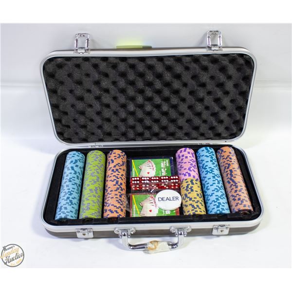 NEW 300 CHIPS POKER SET 11.5G ABS