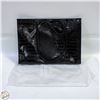 Image 1 : NEW AVON TOTE