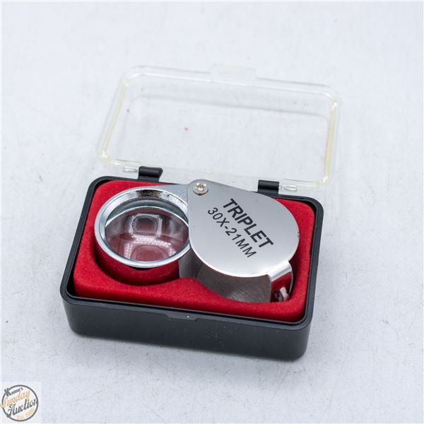 #4301-JEWELLERS LOUPE TRIPLET 30 X 21 MM