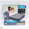 Image 1 : INTEX QUEEN AIR MATTRESS WITH BUILT IN PUMP