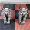 Image 1 : SET OF TWO CONCRETE GARGOYLES -