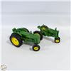 Image 1 : FLAT WITH 2 VINTAGE JOHN DEERE DIECAST