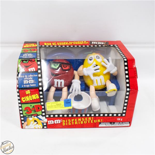 VINTAGE 2004 M&M'S "AT THE MOVIES" CANDY DISPENSER