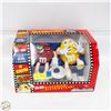 Image 1 : VINTAGE 2004 M&M'S "AT THE MOVIES" CANDY DISPENSER