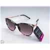 Image 1 : PAIR OF NEW FOSTER GRANT SUNGLASSES